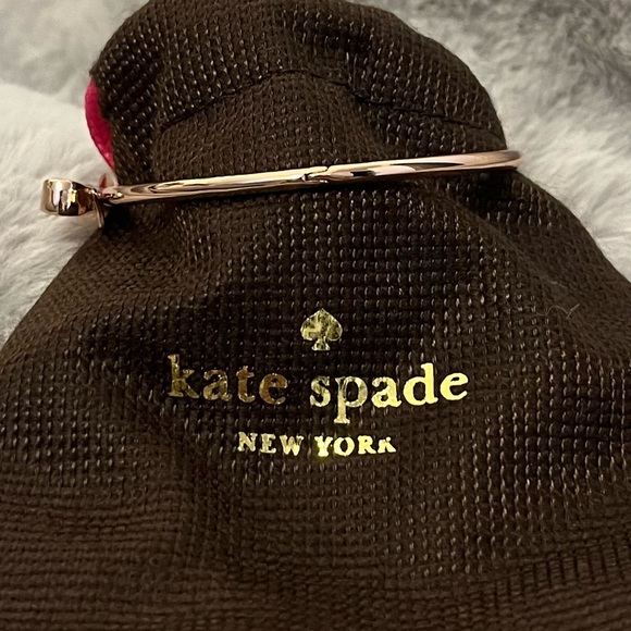 NWOT Kate Spade Rose Gold Bangle - Picture 3 of 4